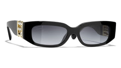 CHANEL オーバル サングラス 5544-A Kendrick着 CHANEL サングラス: オーバル シェイプ サングラス, アセテート