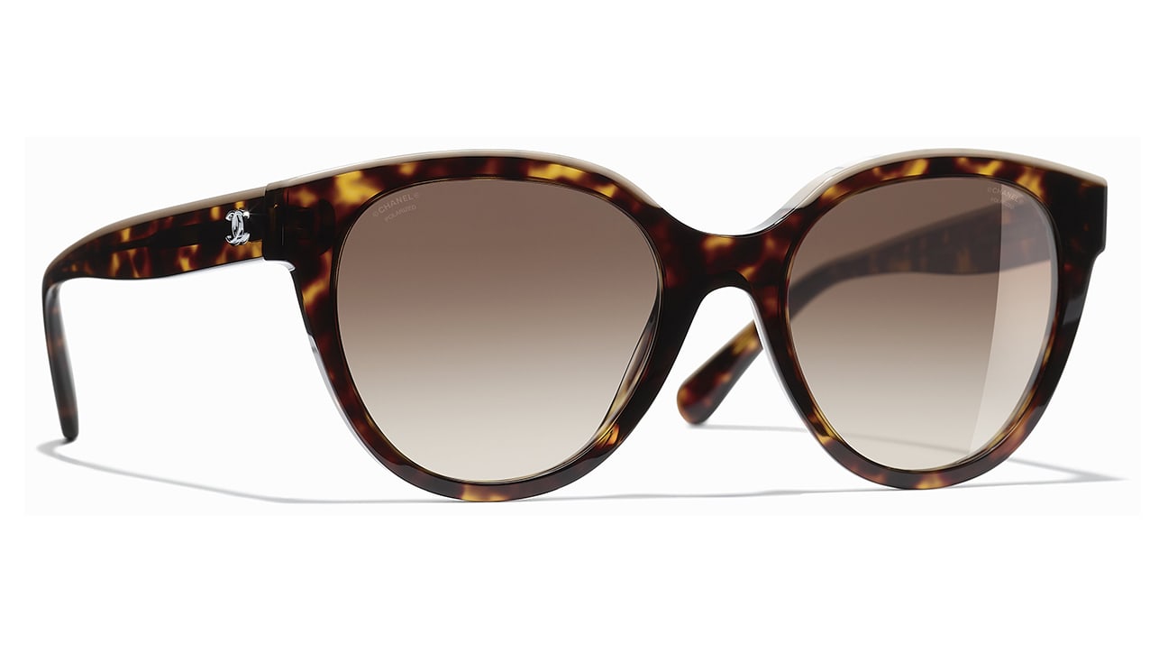 Chanel Pilot Sunglasses in Tortoiseshell — UFO No More