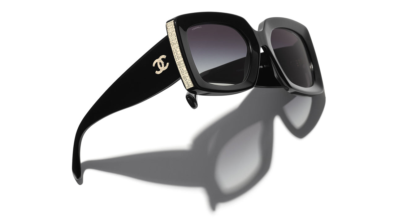 Chanel 5435 C622/S6 Black & Gold Rectangle Sunglasses | PRETAVOIR - US