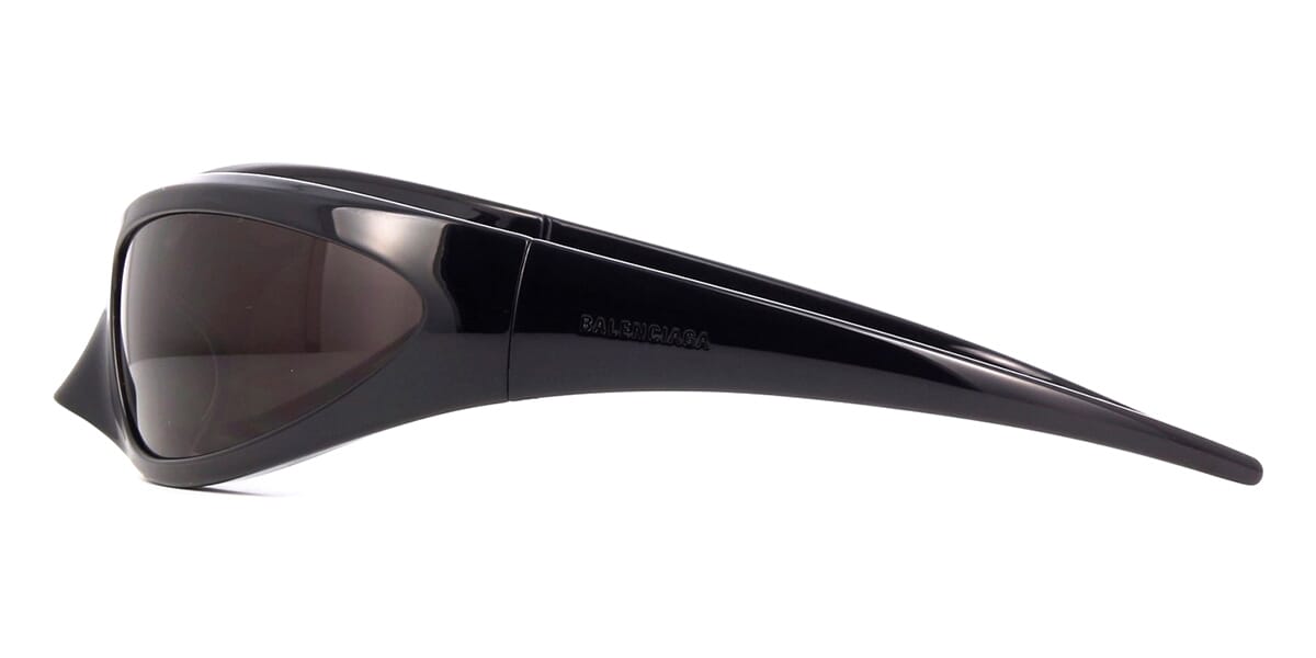 Balenciaga's LED Frame Sunglasses are back - Mia Burton