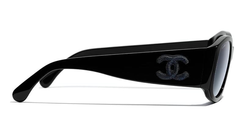 Chanel sunglasses With CC logo