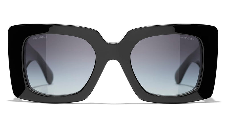 CHANEL Square sunglasses in c622s6 - black/ gray gradient