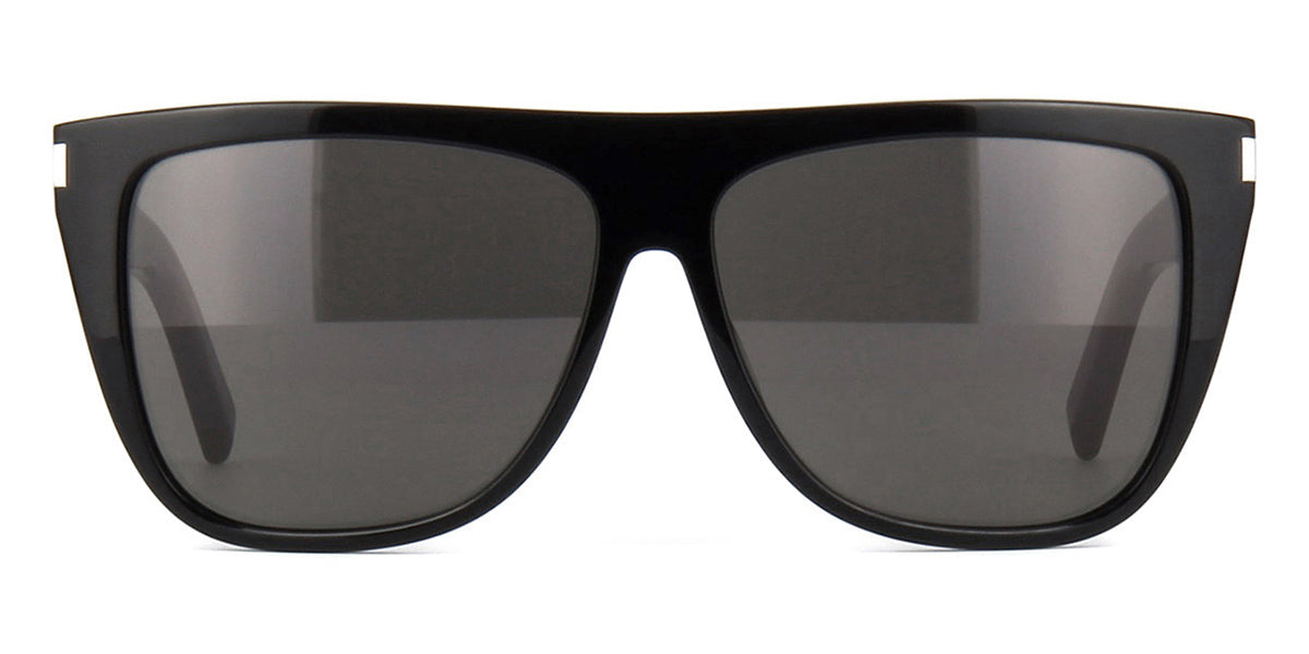 Carolina Lemke Kim Kardashian Shield Sunglasses | Shield sunglasses, Rayban  sunglasses aviators, Silver sunglasses